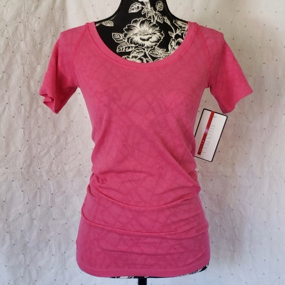Ellen Tracy Vibrant Pink Short Sleeve Tee